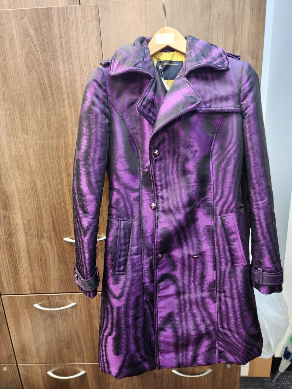 Class Roberto Cavalli purple trench coat